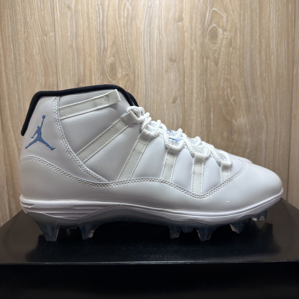 Air Jordan 11 Mid TD Football Cleats Legend Blue HM7324-104 Men's Size 10.5 New